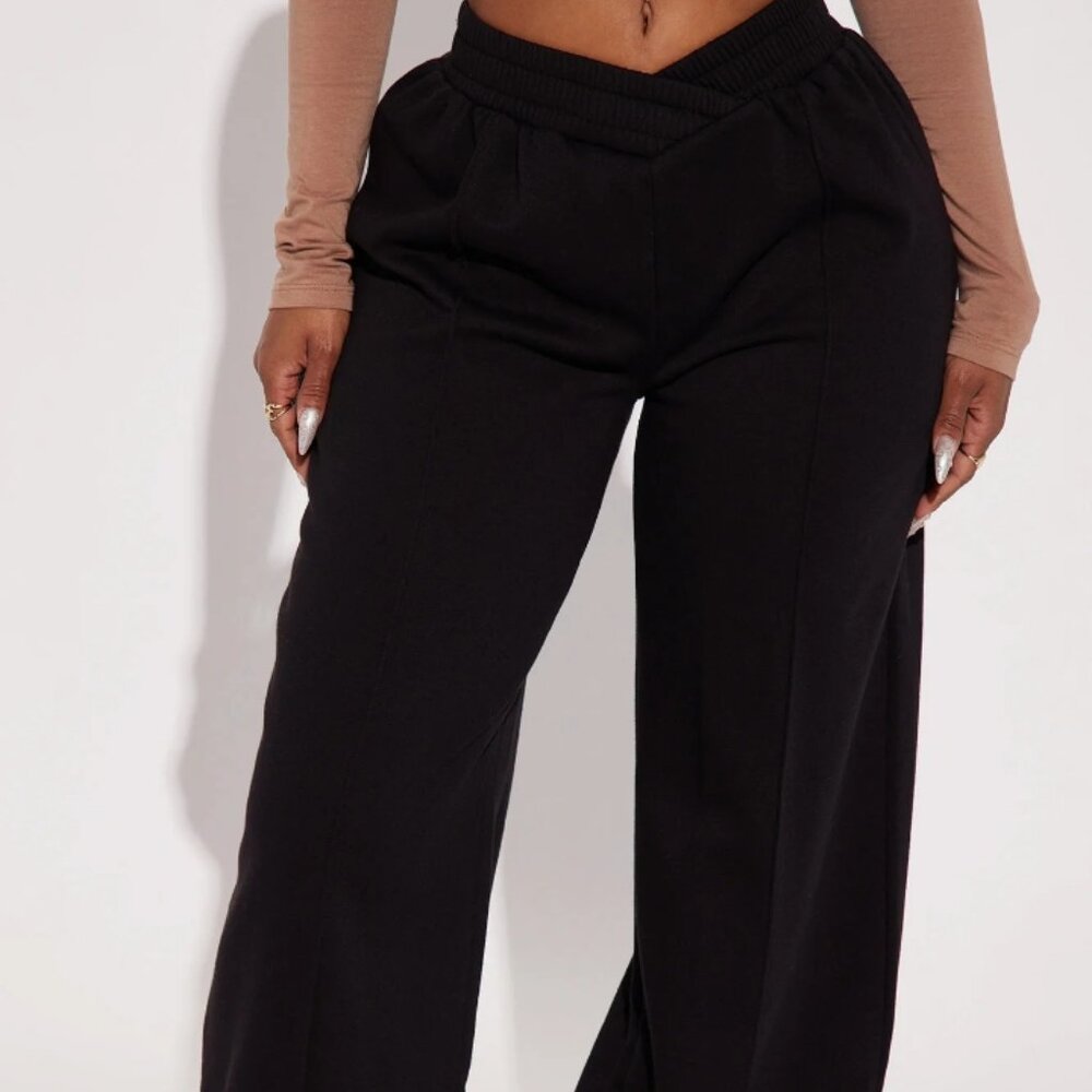 Cassandra Crossover Lounge Pants